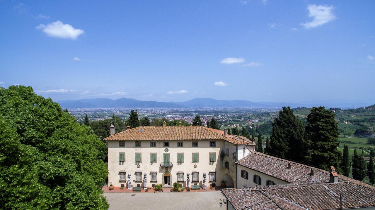 Bed and Breakfast Tenuta Di Capezzana Seano Екстер'єр фото
