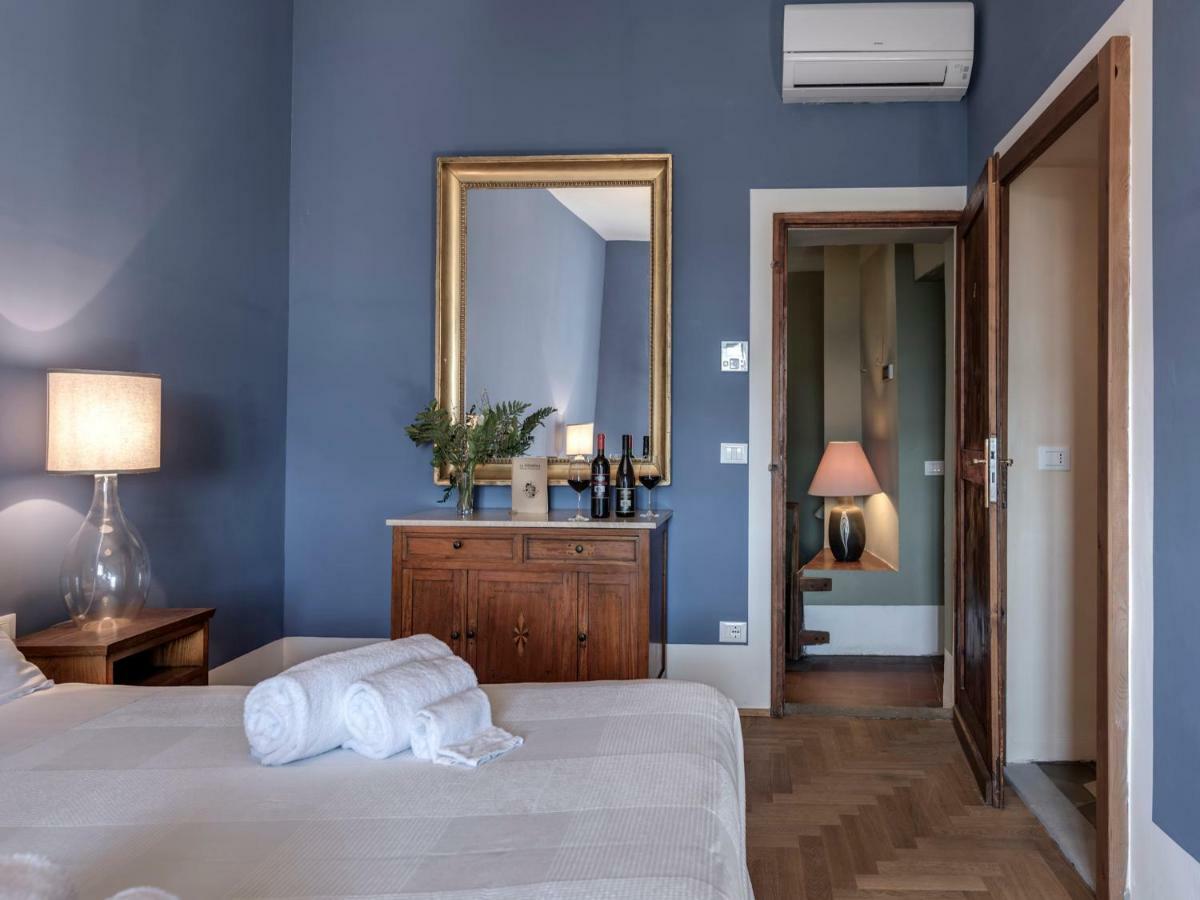 Bed and Breakfast Tenuta Di Capezzana Seano Екстер'єр фото