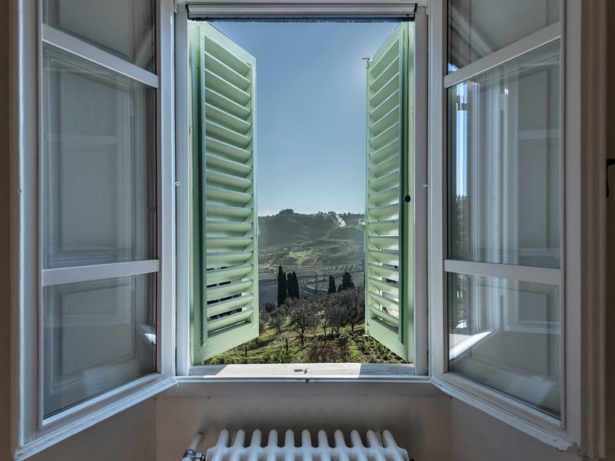 Bed and Breakfast Tenuta Di Capezzana Seano Екстер'єр фото