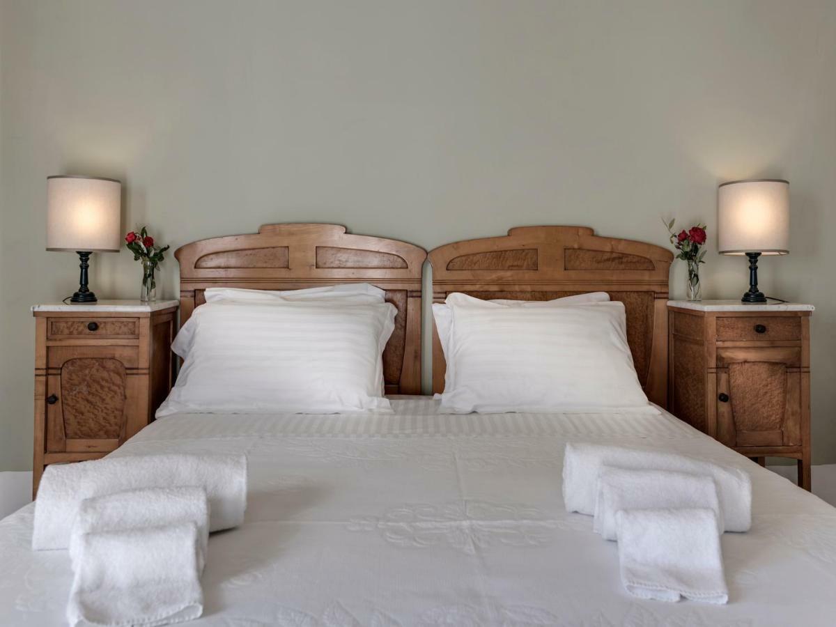 Bed and Breakfast Tenuta Di Capezzana Seano Екстер'єр фото