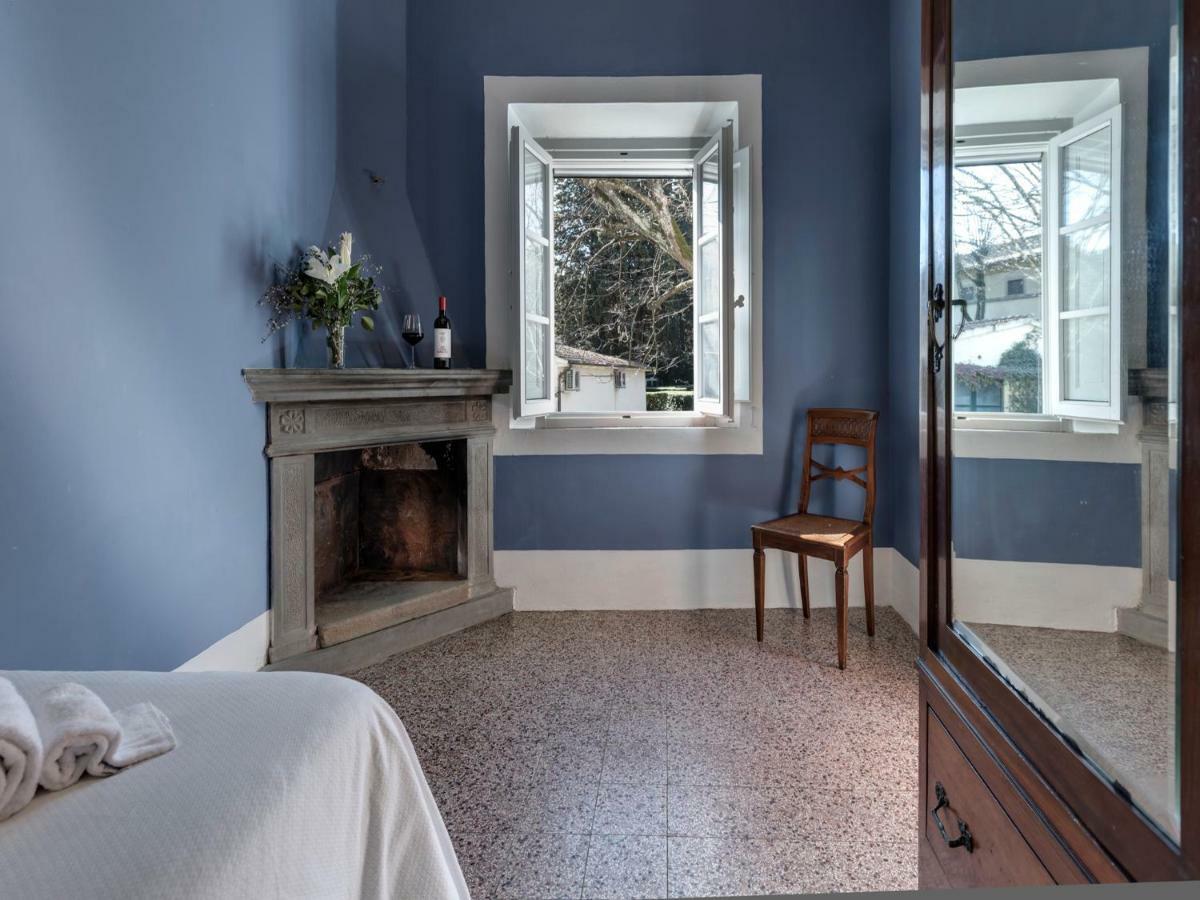 Bed and Breakfast Tenuta Di Capezzana Seano Екстер'єр фото