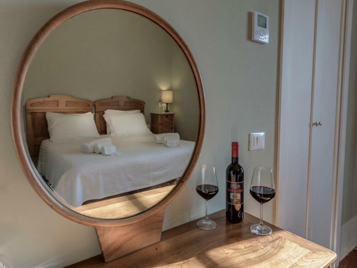 Bed and Breakfast Tenuta Di Capezzana Seano Екстер'єр фото